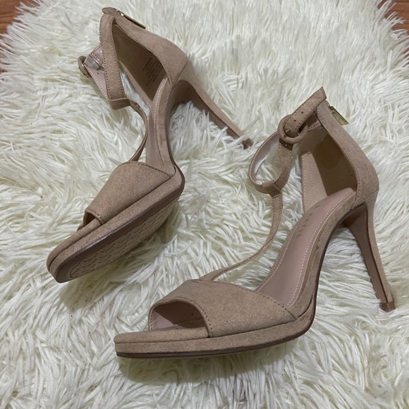 kelly & katie taupe conradd platform New✨ - Picture 6 of 6